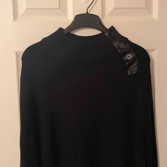 Black Sweater, 4 Buttons on the left shoulder - Picture 2 of 2